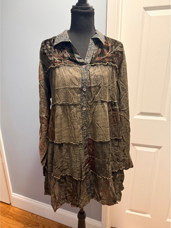 Young Threads Dresses & Skirts - YOUNG THREADS Artisan Embroidered Patchwork Jhabla Shirt Dress Amber NWT Large